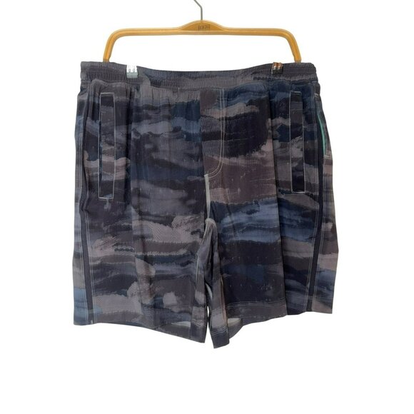 Lululemon Men's Pace Breaker Lined Camo 9" Shorts Size XXL - Picture 1 of 10